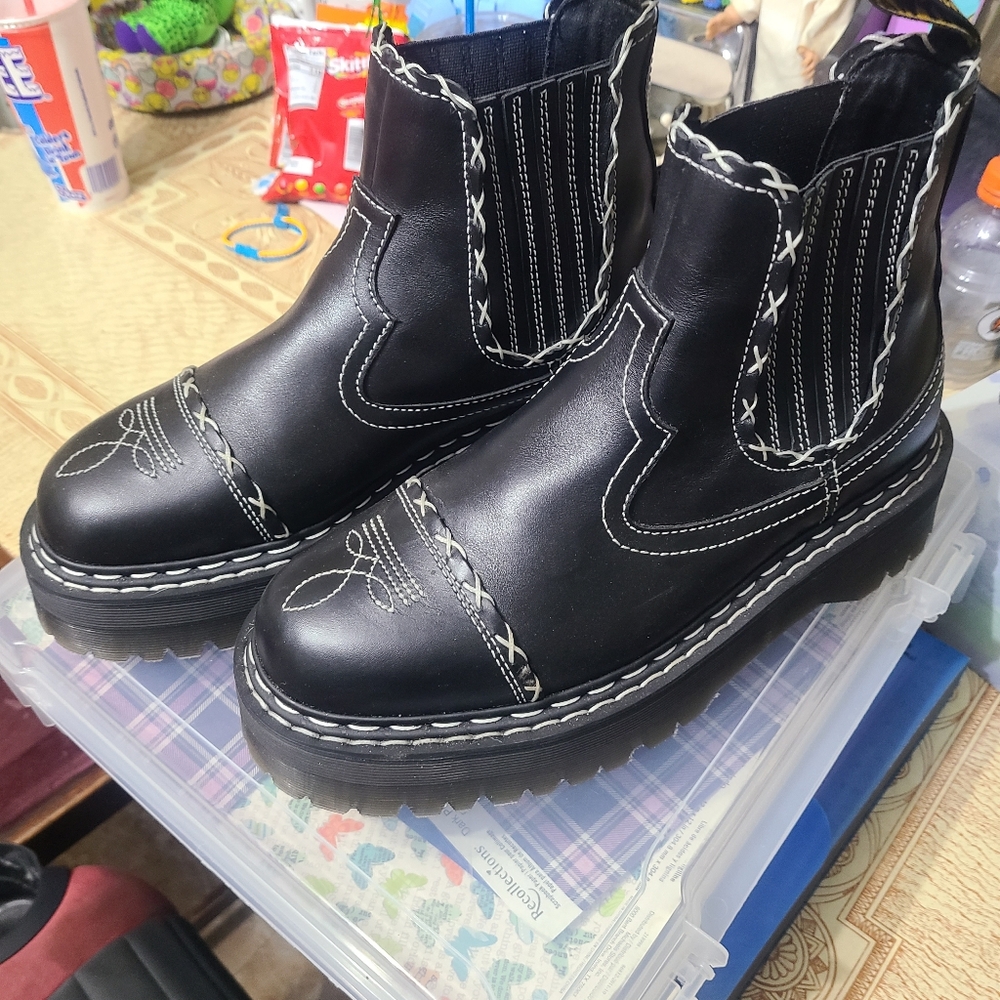 Doc martens platform boots mens 11